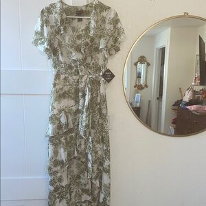KATE and LILY Green Cream Toille Chiffon Ruffle Cascading Dress Size 8 NWT.